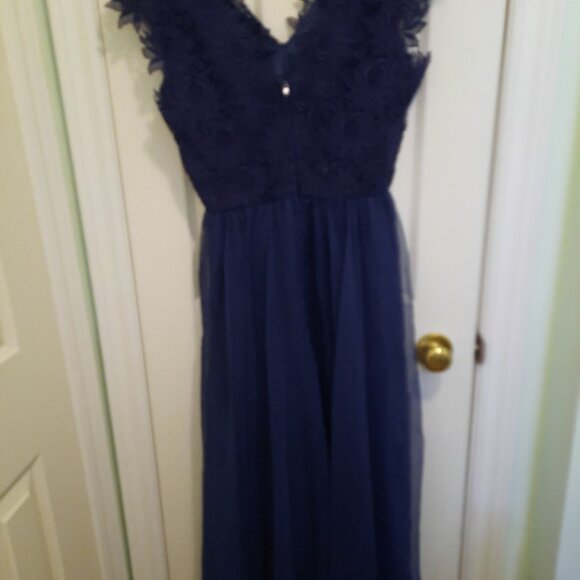 80% off Evening Gown Guipure Lace Bodice and Chiffon Skirt - Picture 5 of 6